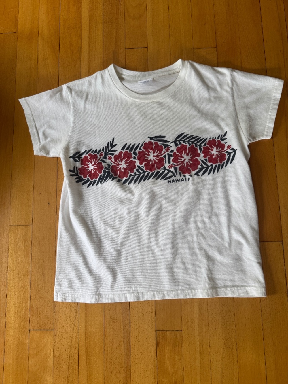 Crazy Shirts Hawaii t-shirt. Women’s size M